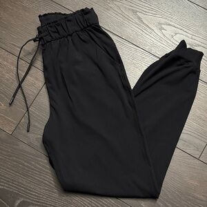 Stretch High Rise Joggers in Black